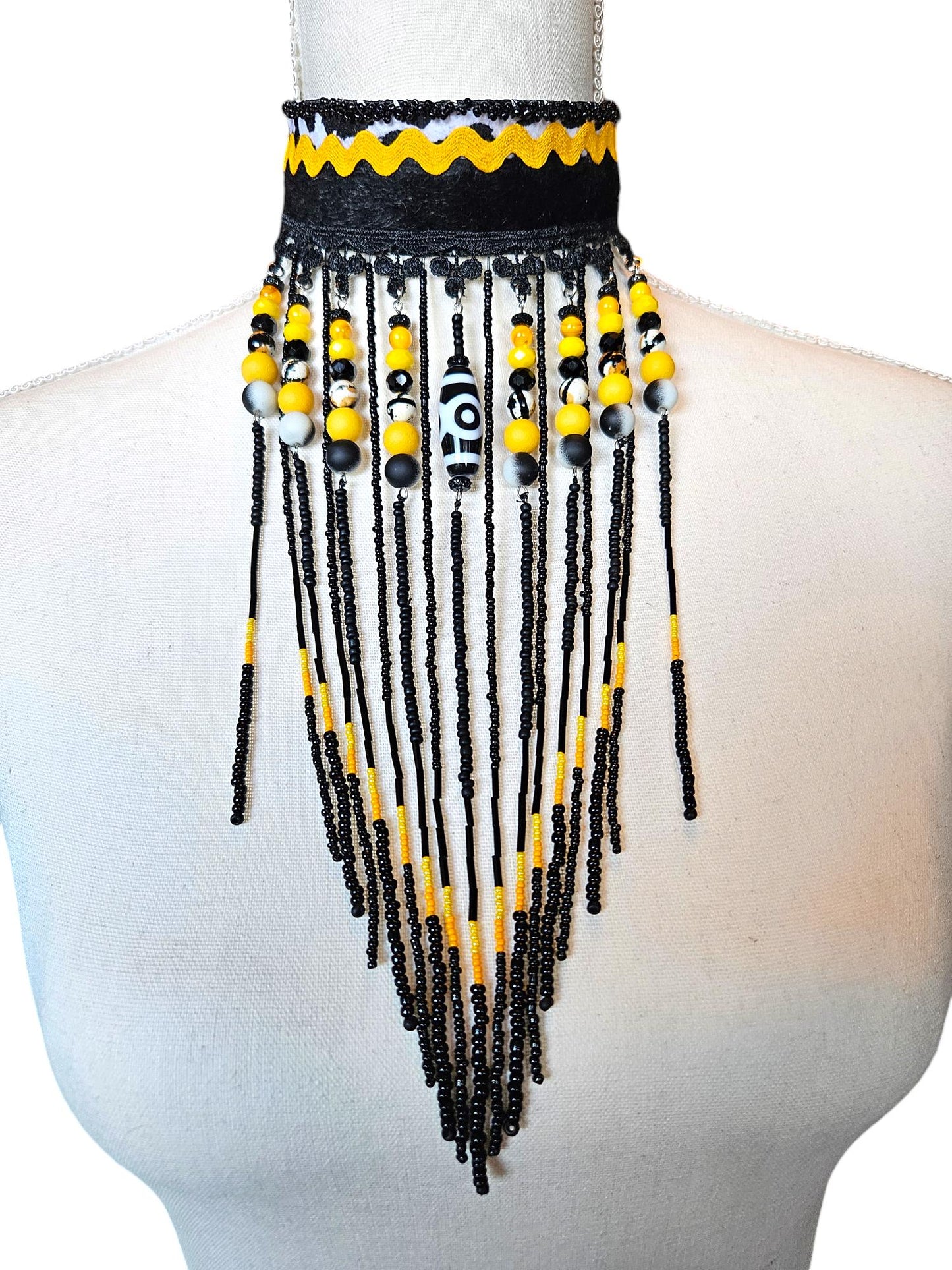 Colorful beaded Afro ethnic choker necklace