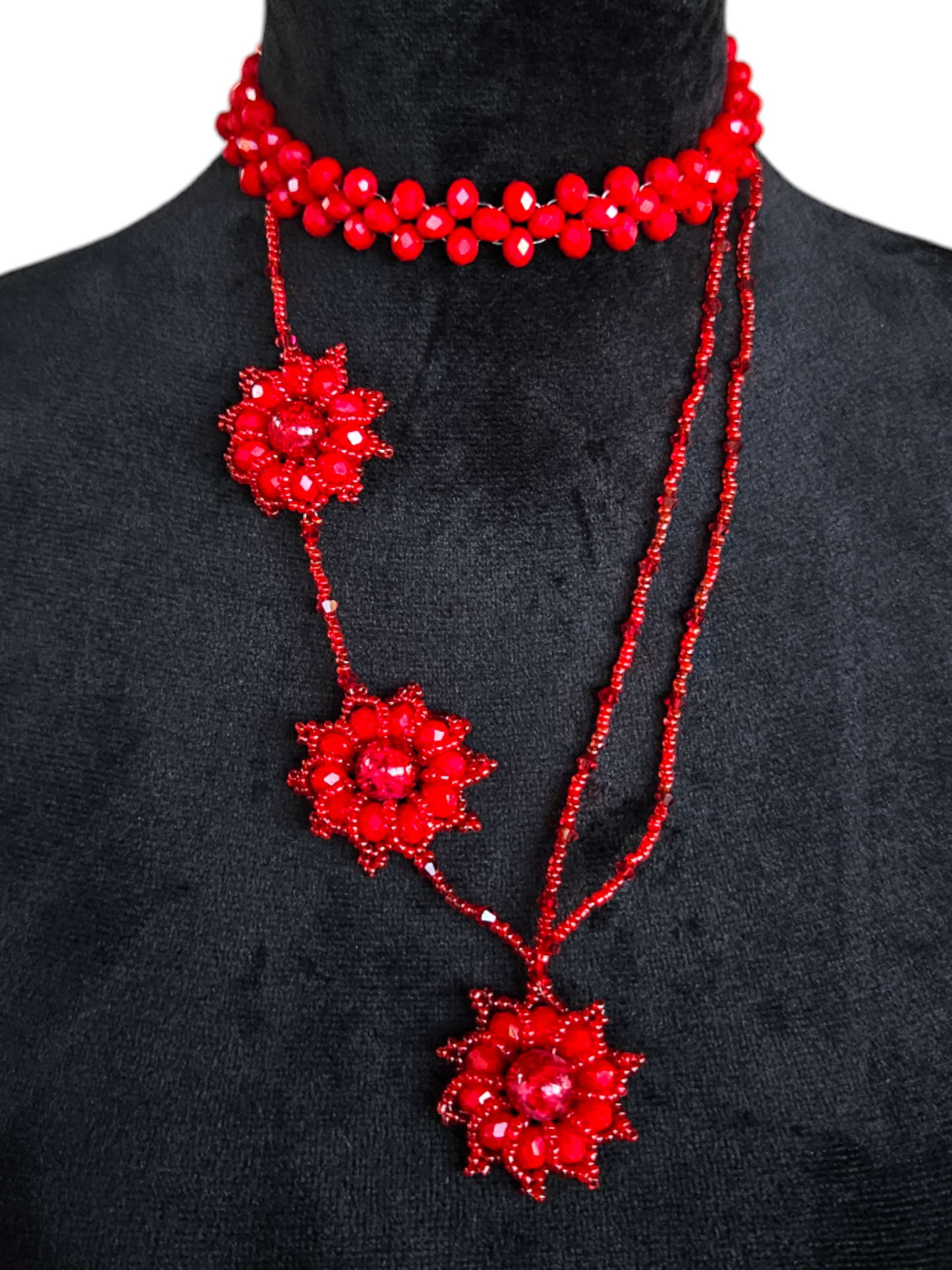 Red elegant Christmas necklace, red beaded Floral Choker necklace